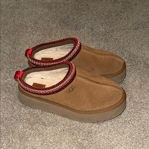 UGG TASMAN PLATFORM SLIPPER| WOMENS 9